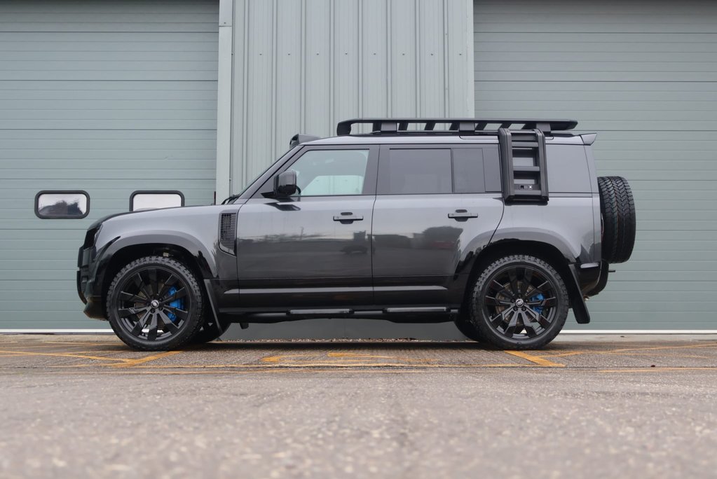 Land Rover Defender 110 NEW 2026 MODEL HARD TOP D250 WORLD TOUR EDITION GENUINE REAR SEATS  11