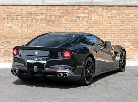 Ferrari F12 Berlinetta 7