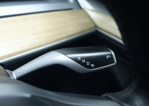 Tesla Model Y (Dual Motor) Long Range SUV 5dr Electric Auto 4WDE (384 bhp) 34