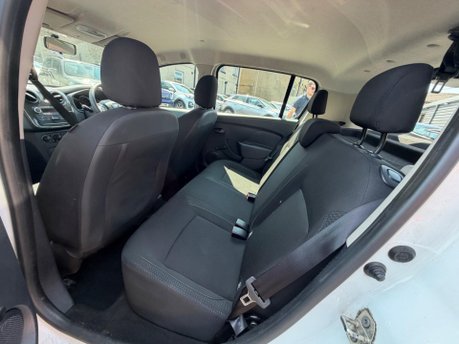 Dacia Sandero AMBIANCE SCE 12