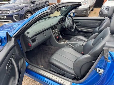 Mercedes-Benz SLK 2.3 SLK230 Kompressor 2dr 14