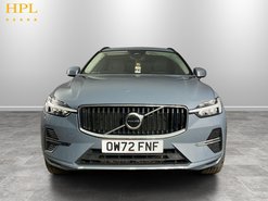 Volvo XC60 2.0 B5 MHEV Core SUV 5dr Petrol Hybrid Auto AWD Euro 6 (s/s) (250 ps) Cruis
