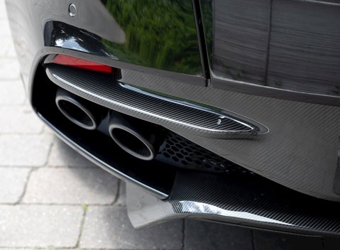 Aston Martin DBS Superleggera 27