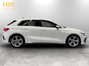 Audi A3 1.5 TFSI 35 S line Sportback 5dr Petrol S Tronic Euro 6 (s/s) (150 ps) 2 Ow 8