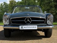 Mercedes-Benz SL Series 230 SL 2