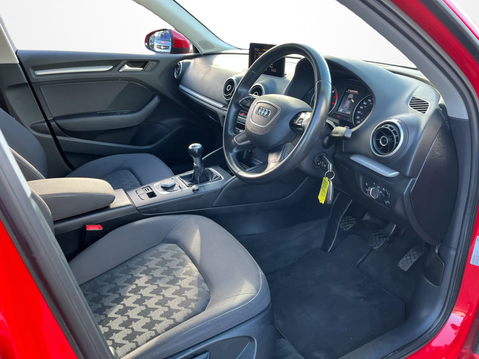 Audi A3 1.2 TFSI 110 SE 5dr 19