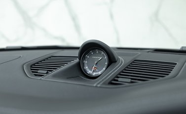 Porsche 911 Targa (992) 50 Years Porsche Design Edition 24