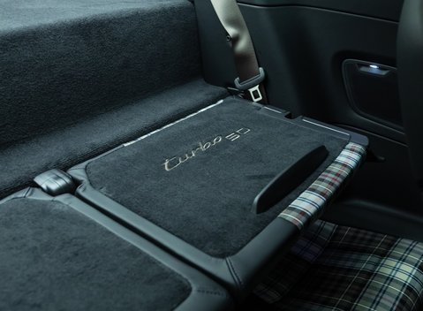 Porsche 911 Turbo 50 YEARS (992) 18