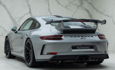 Porsche 911 GT3 (991.2) 10