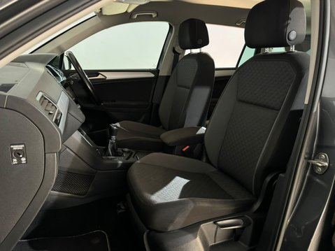 Volkswagen Tiguan SE NAV TDI BMT 4MOTION 14