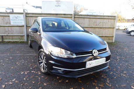 Volkswagen Golf SE NAVIGATION 1.5 TSI EVO 5 Dr