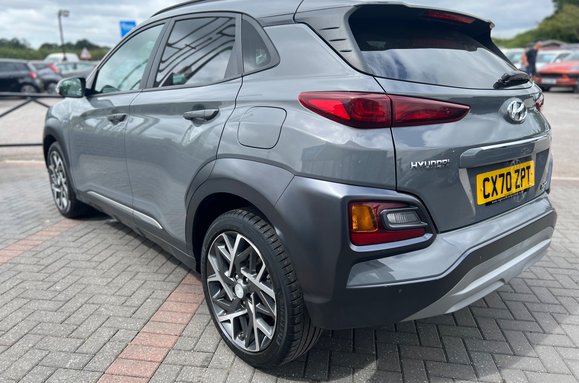 Hyundai KONA 1.6 h GDI PREMIUM AUTO PETROL HYBRID 12