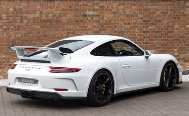 Porsche 911 (991.2) GT3 7