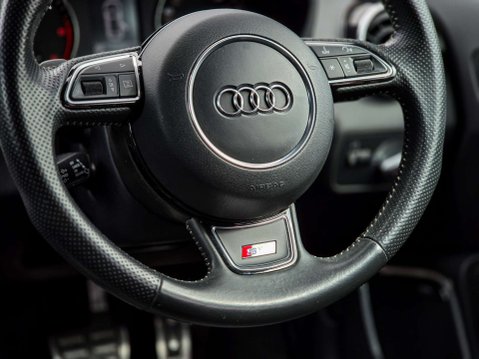Audi A1 1.6 A1 Sportback TDI S Line Semi-Auto 5dr 16