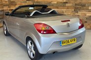 Vauxhall Tigra 1.4i 16v Exclusiv Convertible 2dr Petrol Manual (a/c) (146 g/km, 89 bhp) 16