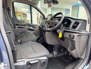 Ford Transit Custom 300 L2 170 ps Limited Panel Van - Power Invertor 17