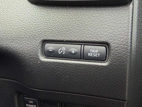 Nissan X-Trail 1.6 dCi Tekna XTRON Euro 5 (s/s) 5dr 96