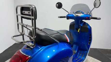 Piaggio Vespa GTS 300 SUPER 2016 ONLY 6K MOT VERY CLEAN POLINI PIPE SERVICED 7