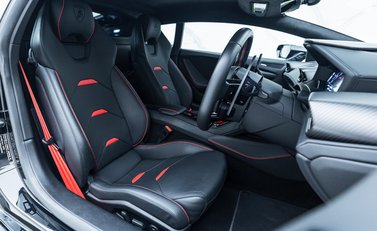 Lamborghini Huracan LP640-4 EVO 15