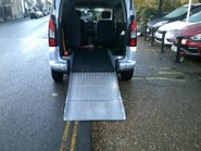 Citroen Berlingo Multispace BLUEHDI FEEL ETG6 THIS IS A WHEELCHAIR CONVERTED VEHICLE 17