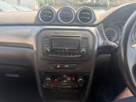 Suzuki Vitara SZ4 BOOSTERJET MHEV 15