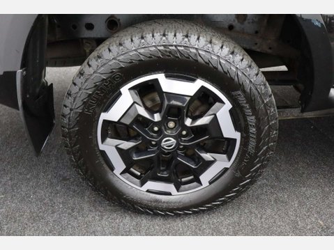Nissan Navara 2.3 Navara Tekna dCi Auto 4WD 5dr 59