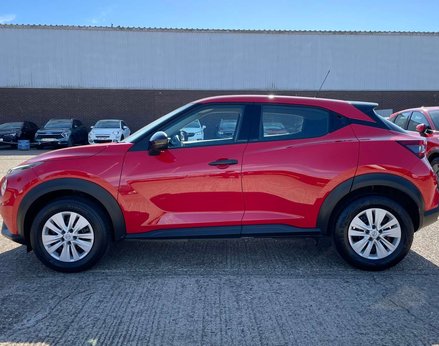 Nissan Juke 1.0 Juke Visia DiG-T 5dr 11
