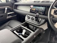 Land Rover Defender 3.0 D250 MHEV X-Dynamic SE SUV 3dr Diesel Auto 4WD Euro 6 (s/s) (250 ps) 30