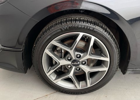 Kia Ceed '3' Sportswagon 1.5 T-GDi 14