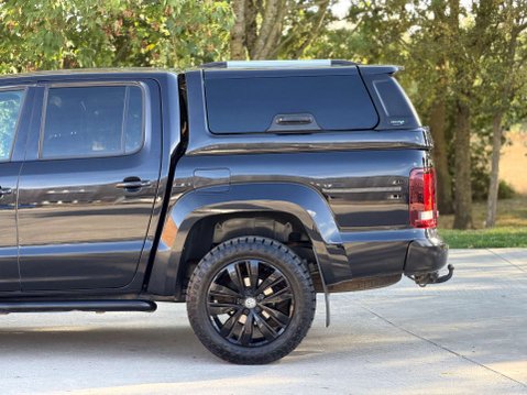 Volkswagen Amarok 3.0 Amarok Aventura Black Edition V6 TDI 4Motion Auto 4WD 25