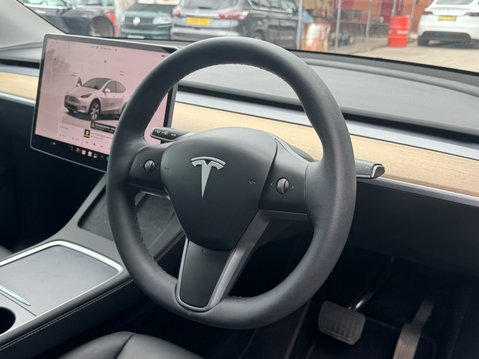 Tesla Model Y SUV 5dr Electric Auto RWD (341 bhp) 11