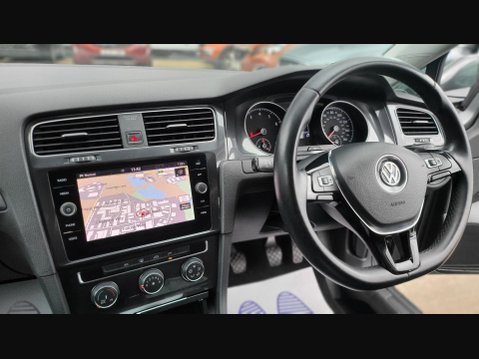 Volkswagen Golf SE NAVIGATION TSI BLUEMOTION TECHNOLOGY 9