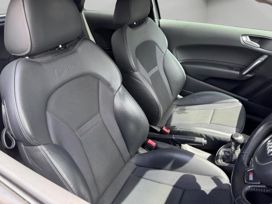 2014 Audi A1 — image 9