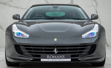 Ferrari GTC4 Lusso V12 4