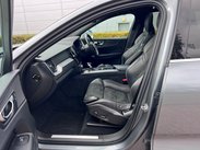 Volvo XC60 2.0 D4 R-Design Pro Auto AWD Euro 6 (s/s) 5dr 32