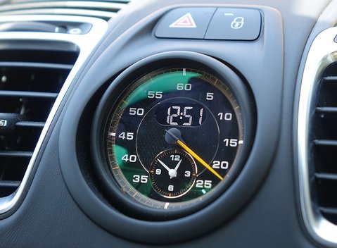 Porsche Cayman GT4 4