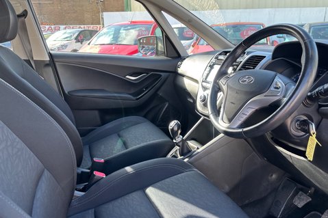 Hyundai ix20 MPI SE NAV LOOK! 1 OWNER! FULL HISTORY! 6 HYUNDAI STAMPS! 2