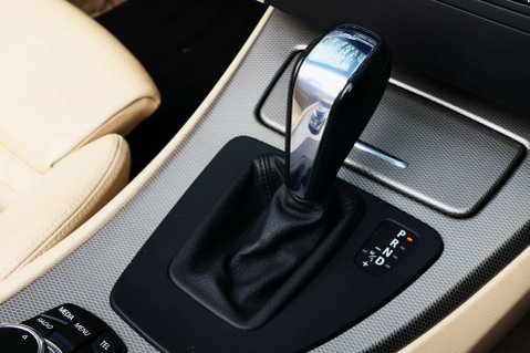BMW 3 Series 3.0 325i M Sport Auto 2dr 40