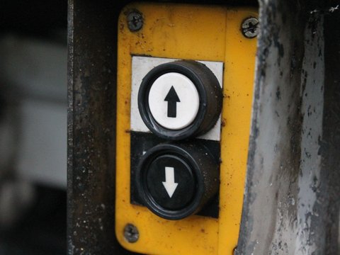 Mercedes-Benz Sprinter 2.1 314 CDI Luton 2dr Diesel Manual RWD L3 (140 bhp) 18