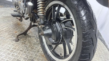 Yamaha XJ MAXIM 1981 32K PROJECT CLASSIC BIKE 750CC PARTS BIKE BREAKER 15