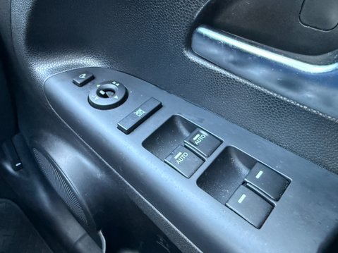 Kia Venga 4 AUTOMATIC 25