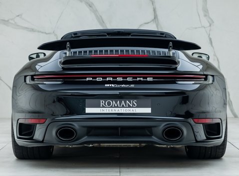Porsche 911 Turbo S Cabriolet (992) 8