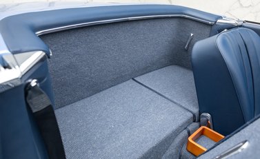 Mercedes-Benz 280 SL W113 Pagoda 18