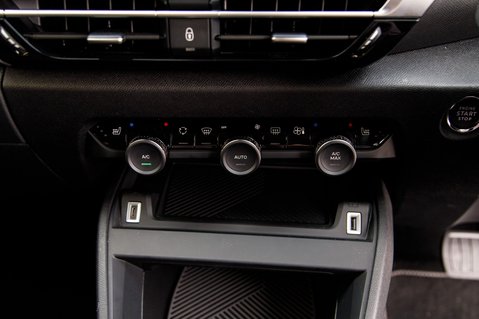 Citroen C4 SHINE PLUS 44