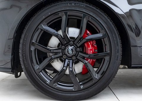 Land Rover Range Rover Sport 5.0 SVR Carbon Edition 