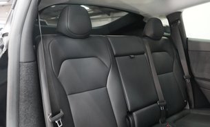 Tesla Model Y PREMIUM LONG RANGE AWD Diamond Black GROK AI Heated & Vented Seats 1 Owner 20