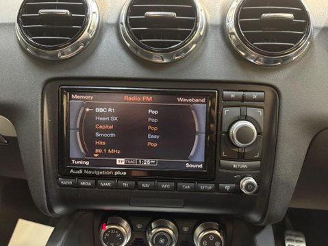 Audi TT 2.0 TFSI S line Euro 5 (s/s) 3dr 28