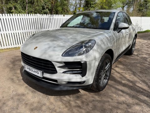 Porsche Macan PDK 5