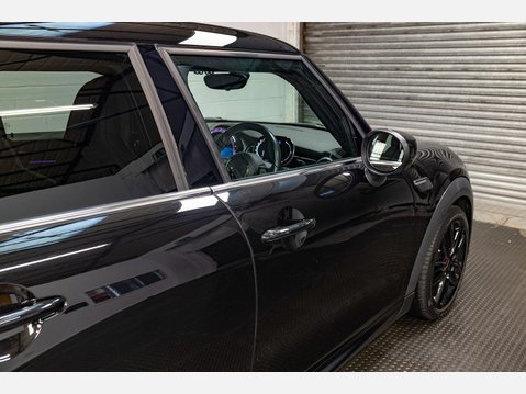 Mini Hatch 1.5 Cooper Sport Steptronic Euro 6 (s/s) 5dr 65