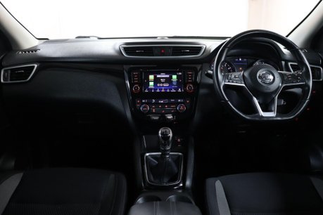 Nissan Qashqai DIG-T ACENTA PREMIUM 40